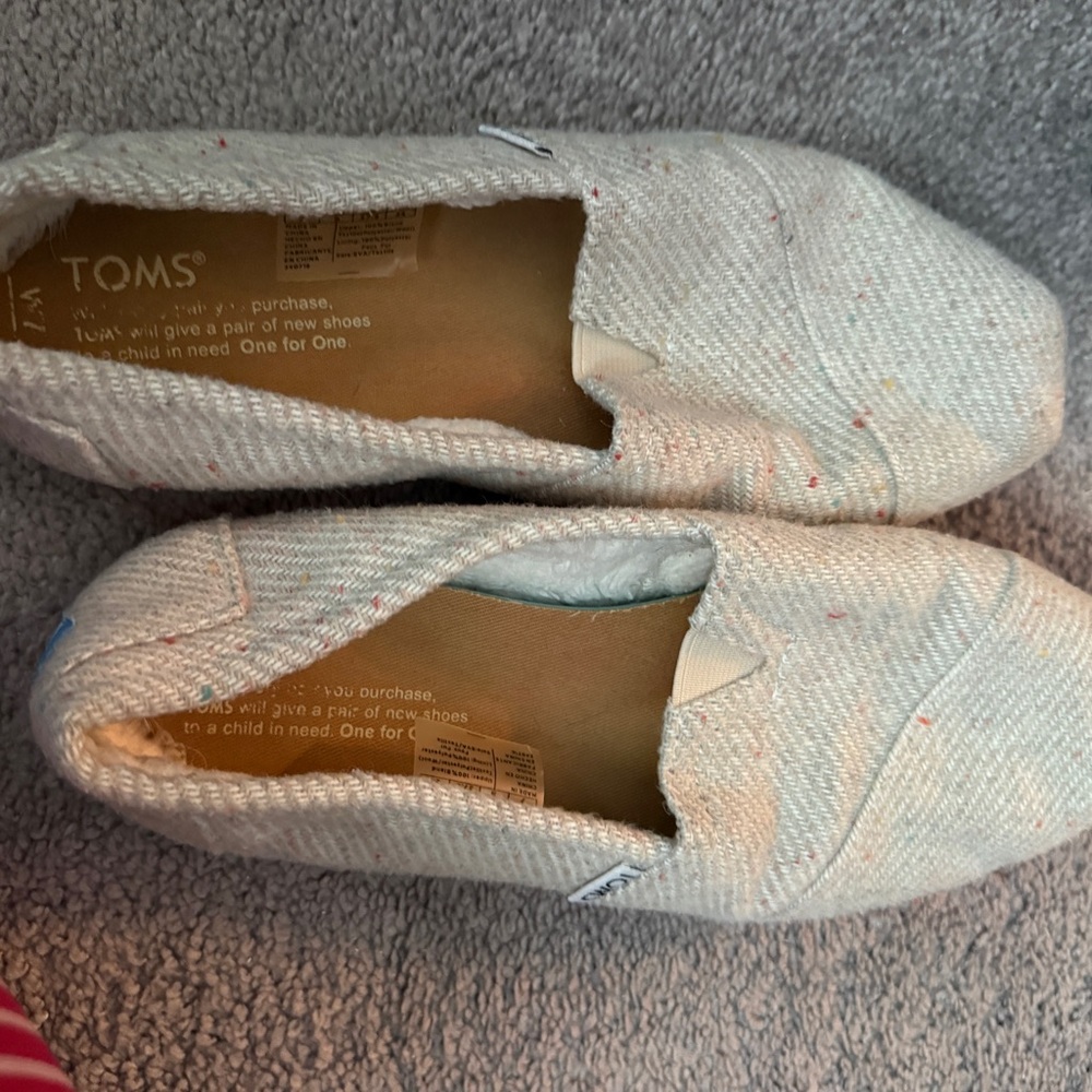 TOMS Off-White Textured Slip-Ons